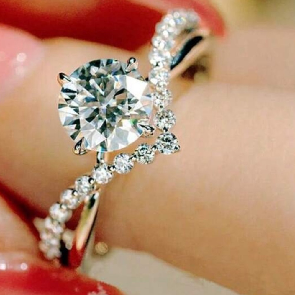 Silver ring - Picture 2 of 2